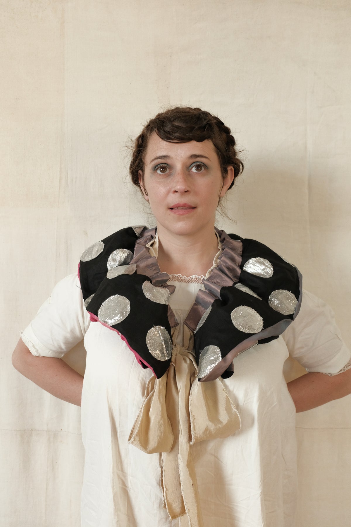 (Silver) Collar for Silent Film